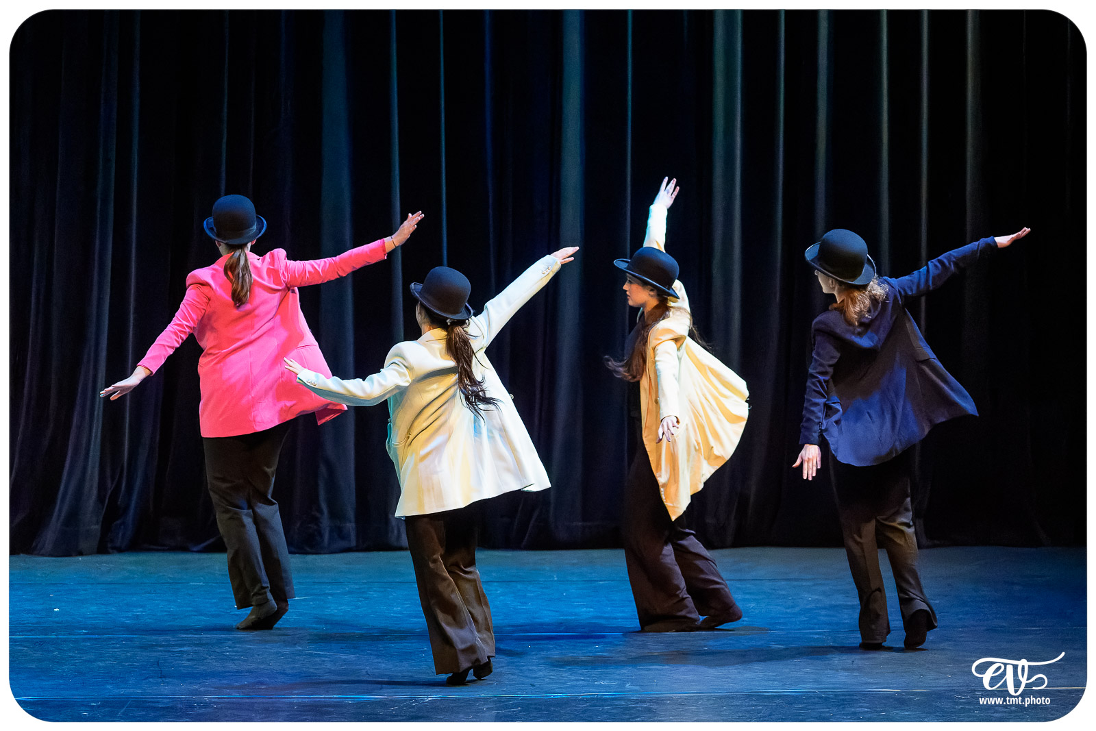 ECOLE DE DANSE CÉCILE ADAMOW